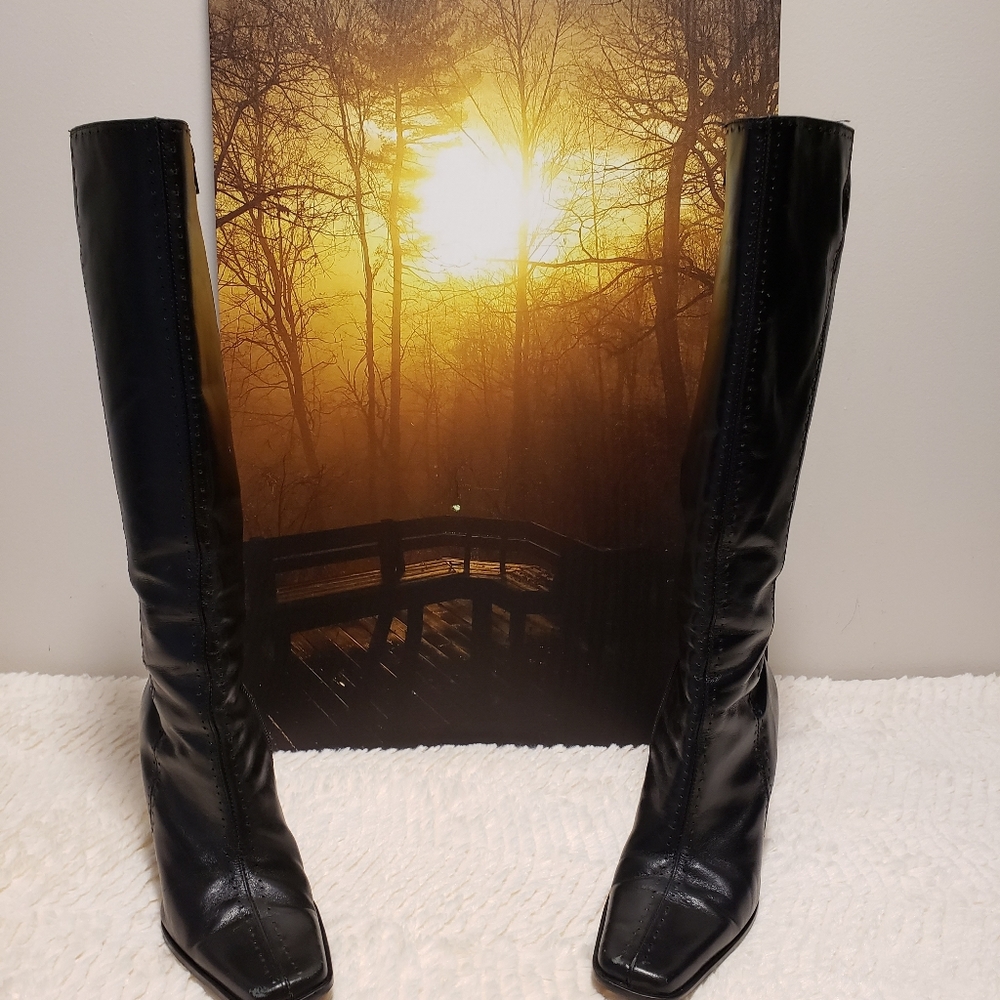 Beautiful Black Leather Boots